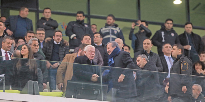 Çağlar’dan tam destek