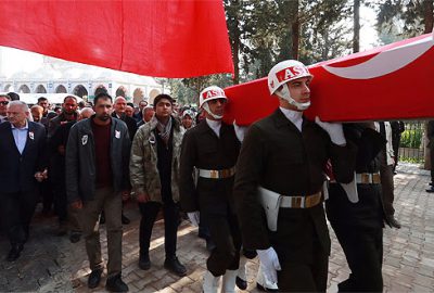 Başbakan Yıldırım şehit cenazesine katıldı