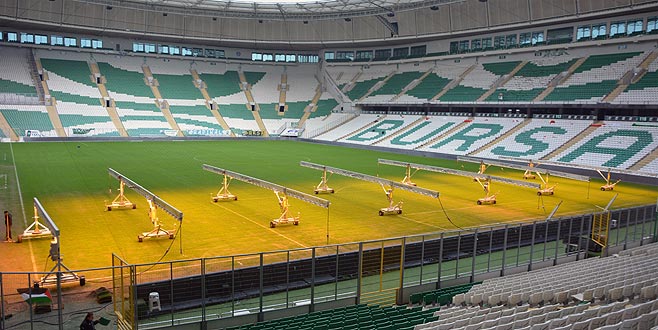 Beşiktaş maçındaki bozuk zemine ilişkin açıklama