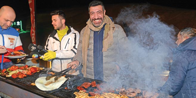 Köfteler Hakan’dan