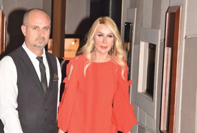 ‘Kimseyle küs değilim’