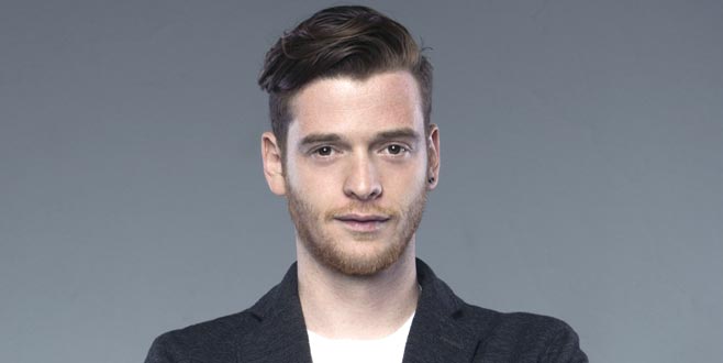 Takipçisine ders verdi