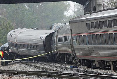 Tren ikiye bölündü