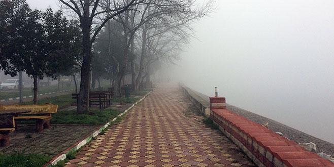 İznik’i sis bastı İznik’i sis bastı