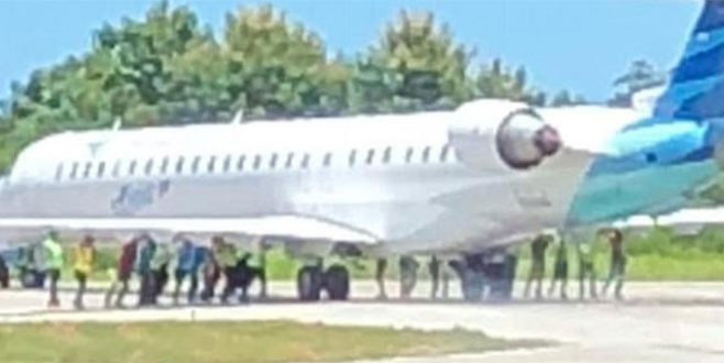 Uçak vurdurarak çalıştırılır mı?