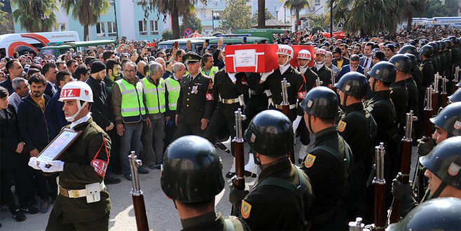 Afrin şehidine gözyaşlarıyla veda