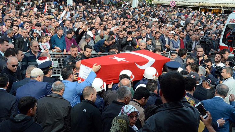 Zeytin Dalı Harekatı'nın 22. gününde 12 eve şehit ateşi düştü.