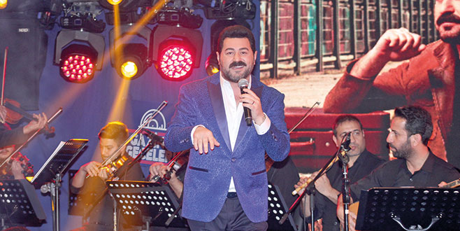 Tarkan’ı örnek alıyor