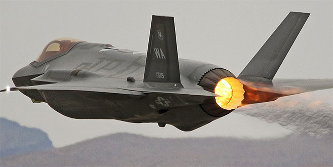 ‘Türkiye’ye F-35  verilmesin’
