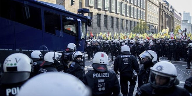 Almanya’da PKK kararı Almanya’da PKK kararı
