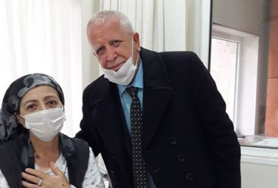 41 yıllık eşine  böbreğini verdi