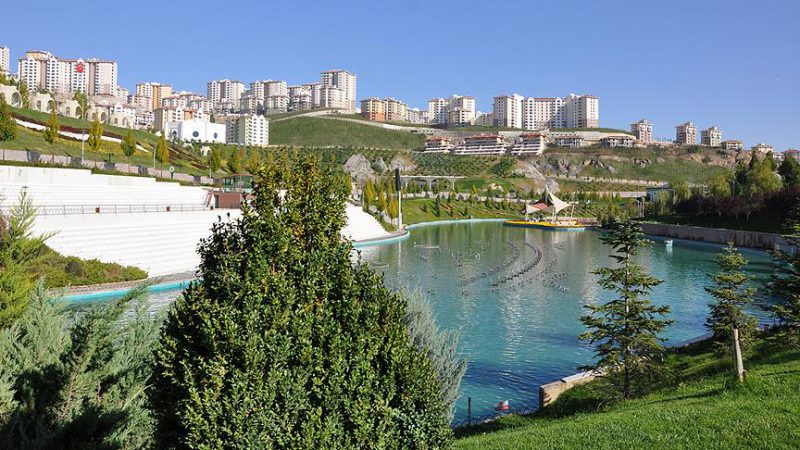 Başbakanlık Toplu Konut İdaresince, 25 ilde 173 iş yeri ile