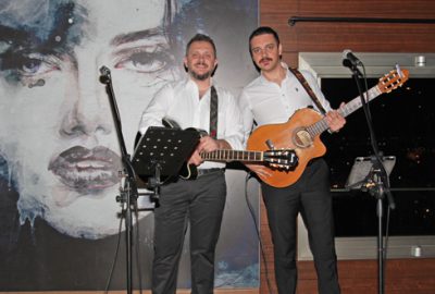 Enis ve Gökhan’la eğlenceli gece