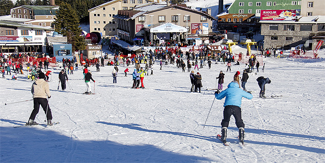 Uludağ’da hafta sonu yoğunluğu
