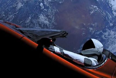 Elon Musk’ın uzaya yolladığı Tesla Dünya’ya çarpabilir!