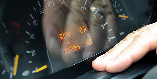 Kilometre saatine dikkat! Hapis cezası var…