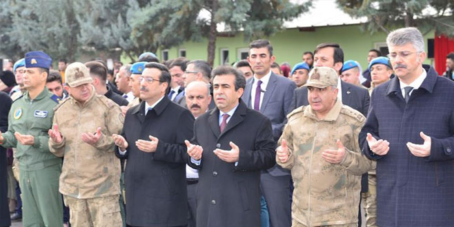 JÖH’ler ve güvenlik korucuları dualarla Afrin’e uğurlandı JÖH’ler ve güvenlik korucuları dualarla Afrin’e uğurlandı