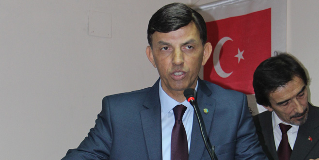 25 yıllık başkan güven tazeledi 25 yıllık başkan güven tazeledi