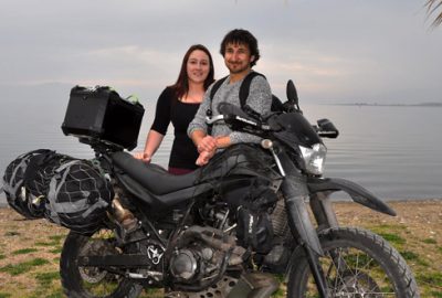 Her şeylerini satarak dünya turuna çıktılar