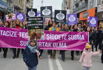 Gemlik ‘taciz’e karşı tek yumruk