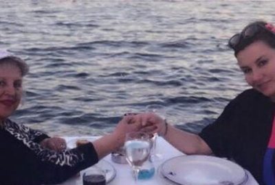 Ünlü şarkıcının annesi yoğum bakıma kaldırıldı