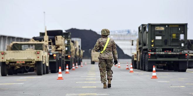 ABD üssünde ‘şüpheli zarftan’ 11 kişi etkilendi