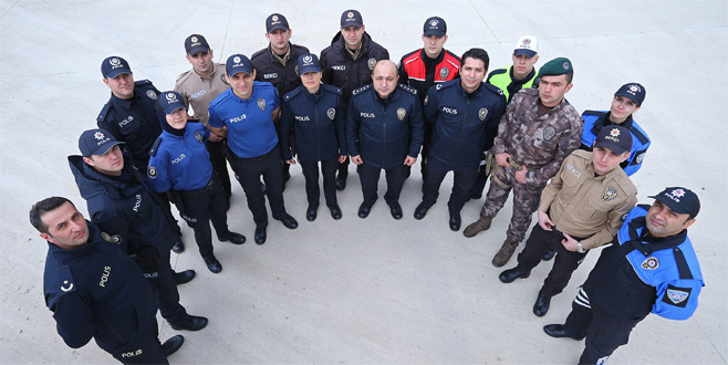 Emniyet’te yeni üniforma dönemi