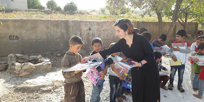 İlkokul öğrencilerinin yüzünü güldürüyor