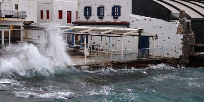 Türkler Yunan adalarında mahsur kaldı Türkler Yunan adalarında mahsur kaldı