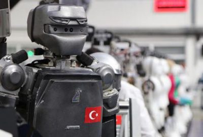 ‘İnsansı’ robot askerler görev bekliyor! Silah da kullanabilecekler…