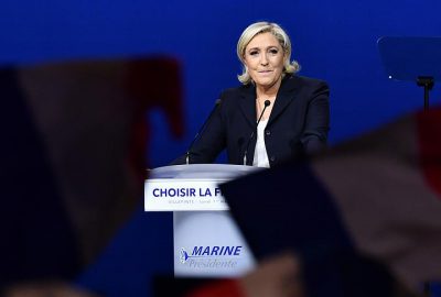 Fransa’da aşırı sağ Ulusal Cephe’nin lideri değişmedi