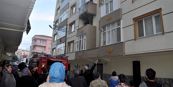 Ev sahibine kızan kiracı evi yaktı Ev sahibine kızan kiracı evi yaktı