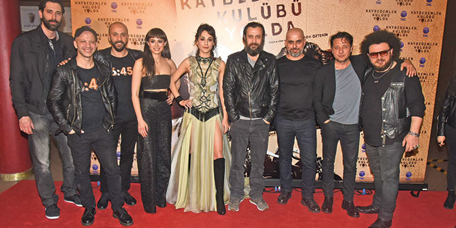 Galada küfelik oldu