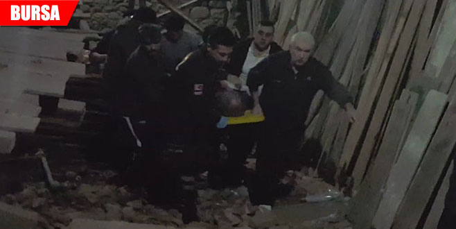 İşyeri sahibini kalbinden bıçaklayarak öldürdü