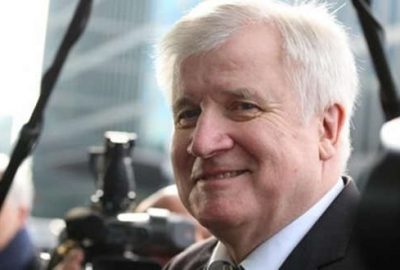 Alman Bakan: İslam Almanya’ya ait değil