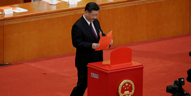 Çin Devlet Başkanı Şi, ikinci dönem için yeniden seçildi