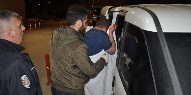 5 aylık hamile olan eski eşini vurdu 