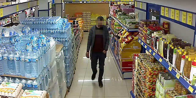Bursa’da marketten bıçaklı gasp