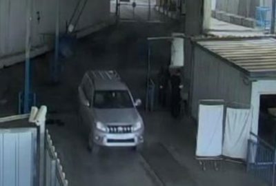 Diplomatik araçla silah kaçakçılığı