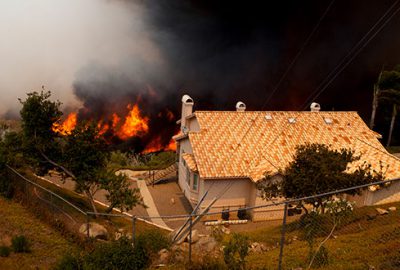 Onlarca ev küle döndü