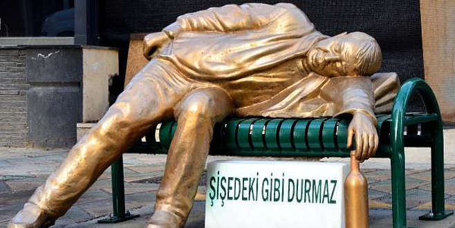 Eskişehir’de bir ilginç heykel daha
