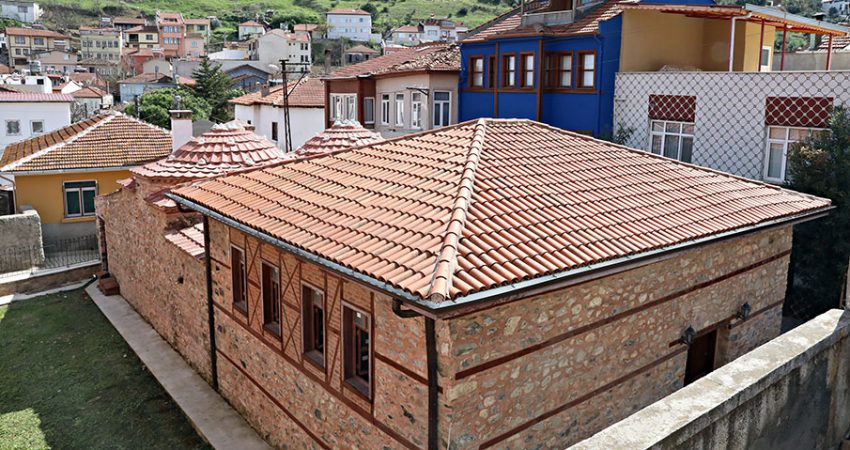 Mudanya Belediyesi, 1980 yılına kadar faaliyet gösteren Tirilye Hamamı'nı, müze