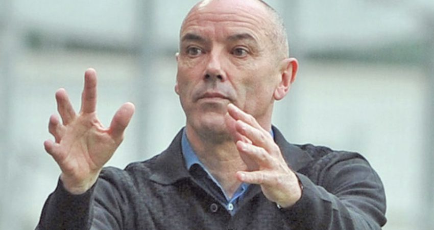 Teknik Direktör Paul Le Guen'in gereksiz işleri Bursaspor'u üst sıralardan