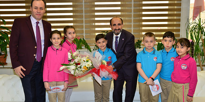 Minikler başkanla röportaj yaptı