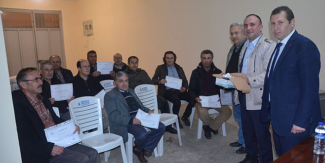 Tavuk yetiştiricilerine eğitim semineri Tavuk yetiştiricilerine eğitim semineri