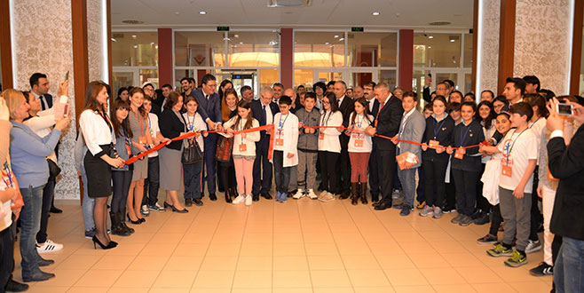 Ortaokul öğrencilerinin projeleri görücüye çıktı