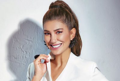 Karnı burnunda stüdyoda