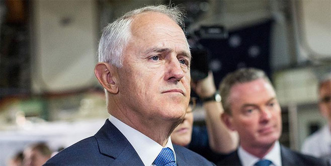 Avustralya iki Rus diplomatı sınır dışı edecek