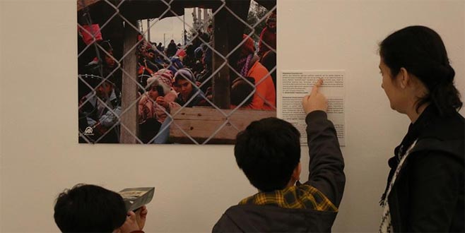 Üsküp’te ‘Mültecilerin Serüveni’ sergisi açıldı