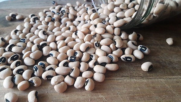 Her derde deva taneler